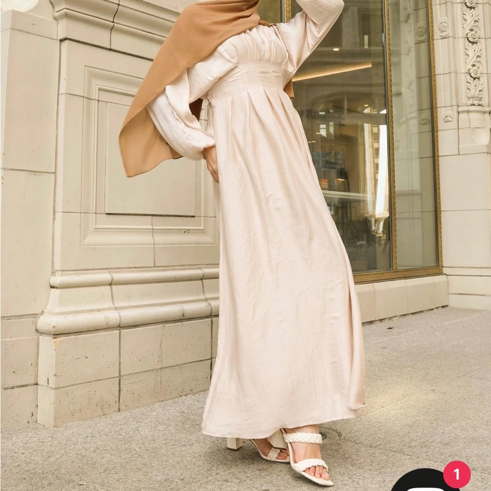 Elegant Cream Maxi Dress
